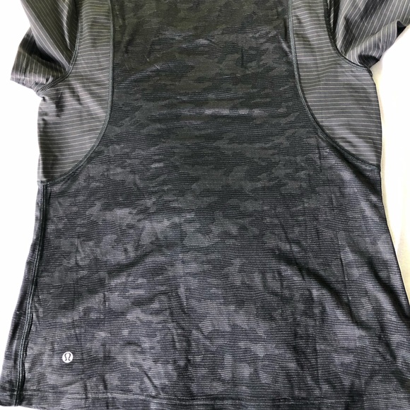 Black short sleeve Lululemon T-shirt. - Picture 5 of 5